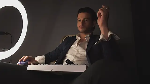 Keen   Luckystrike online show from March 9, 12:00 am