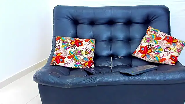 AlfredWalker online show from September 15, 1:12 pm