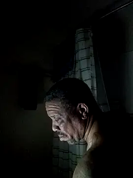 yellowwetfox online show from February 18, 3:09 pm