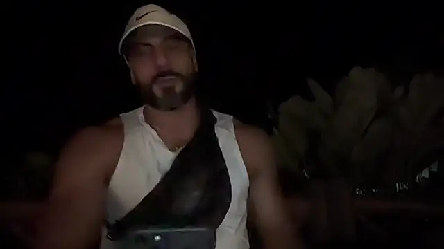 romeolovedark online show from November 14, 3:53 am