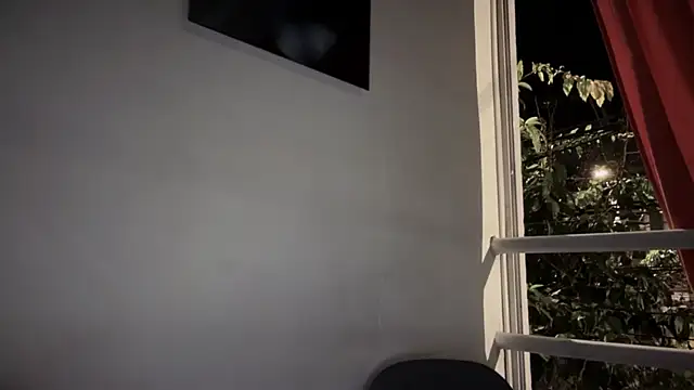 romeolovedark online show from October 29, 3:20 am