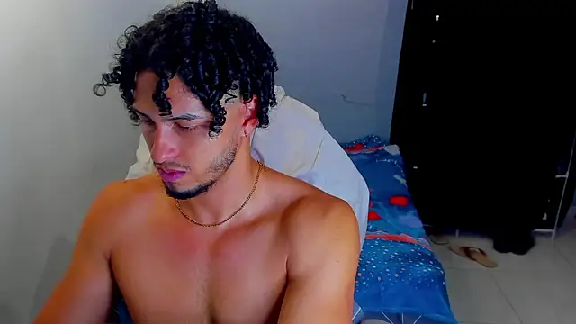 Kris Khalifa69 online show from January 18, 3:08 am