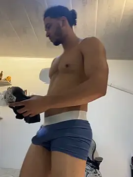 Kris Khalifa69 online show from June 1, 4:07 pm