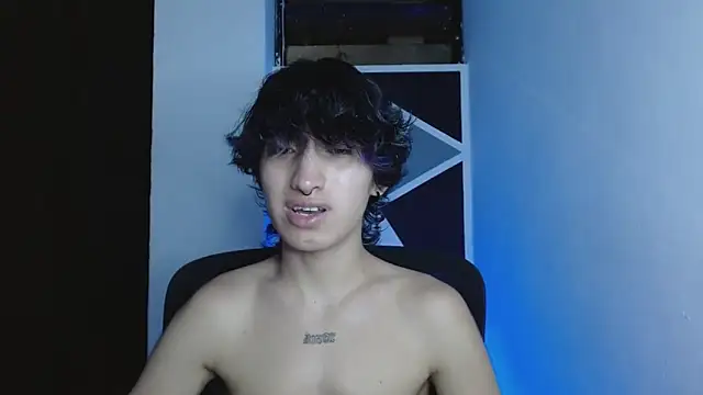 littlextreme online show from March 2, 5:08 am