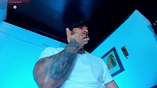 CamiloGray  online show from December 5, 1:49 pm