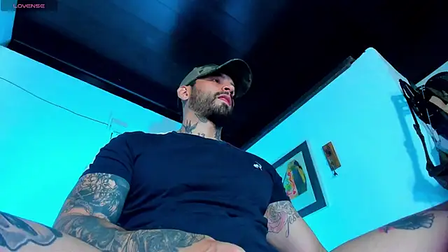 CamiloGray  online show from December 15, 7:21 pm