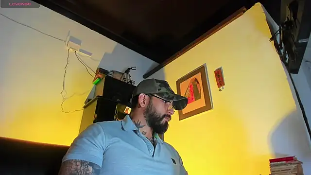 CamiloGray  online show from October 22, 1:59 pm