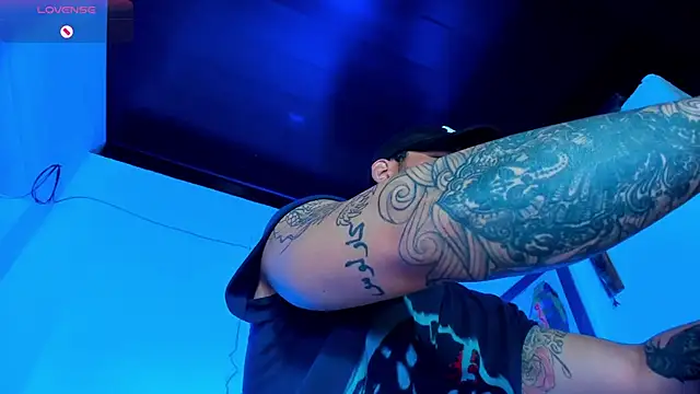 CamiloGray  online show from December 22, 12:05 pm