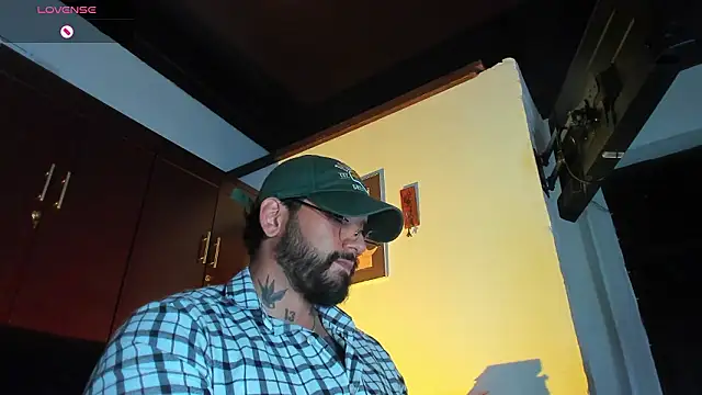 CamiloGray  online show from February 25, 3:24 pm