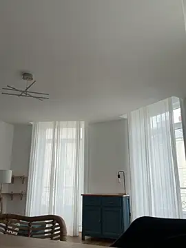 Snapshot of Simon-tem chatting on March 21, 12:50 pm Simon-tem online show from March 21, 12:50 pm