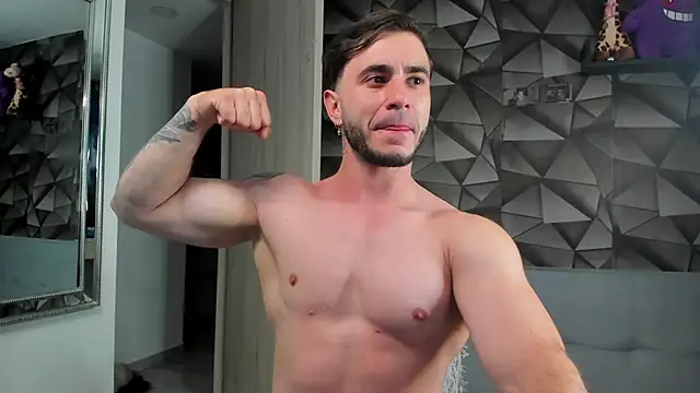 Latino stud4u online show from March 16, 4:19 am