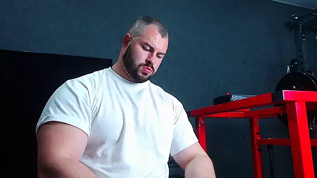 muscularjohnforuX online show from April 27, 4:36 pm