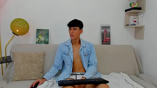 logan thomas online show from October 26, 2:19 pm