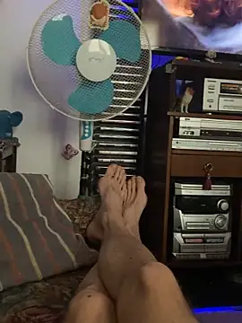 vojta19850205 online show from May 11, 4:04 pm