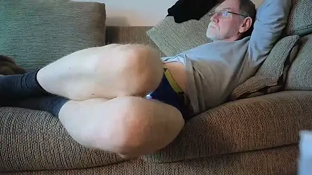 CDforU online show from February 16, 2:42 am