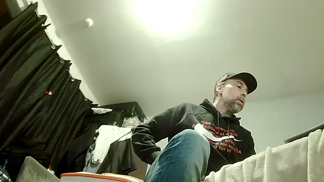 Wolfeman74 online show from February 15, 2:58 pm