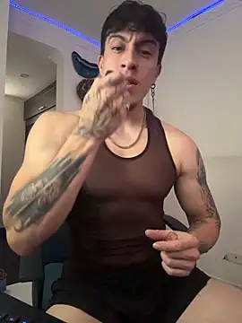 strongboy  online show from February 26, 6:20 pm