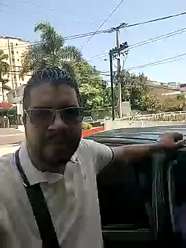 Snapshot of eljefe1119 chatting on February 23, 5:14 pm eljefe1119 online show from February 23, 5:14 pm