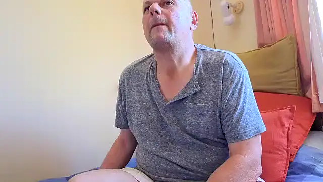 DaddyCumBumZA online show from March 2, 11:52 am