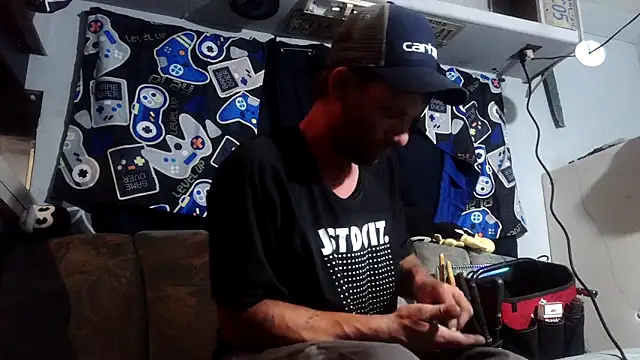 goodick4u28 online show from April 15, 4:45 am