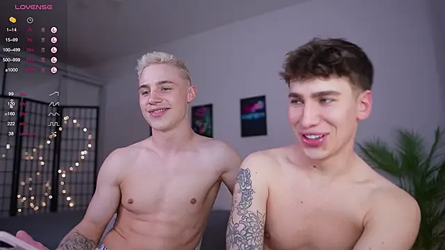 Evan  White  online show from January 18, 4:42 pm