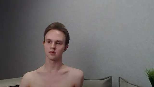 MartinMendez online show from December 15, 6:48 pm