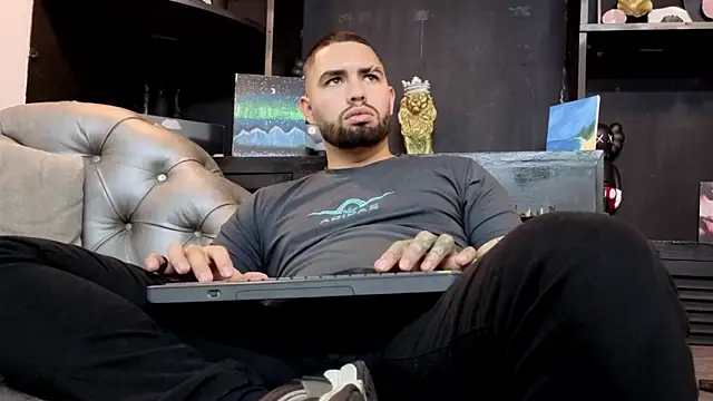 matteosantos online show from March 26, 4:22 pm