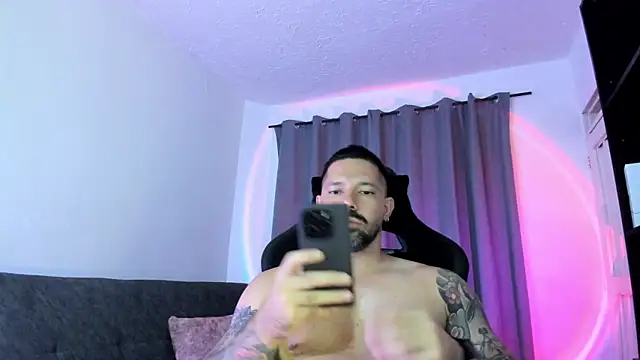 Pierre Vidal online show from May 20, 1:56 am