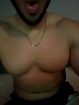 pimentfort77 online show from November 24, 11:28 pm