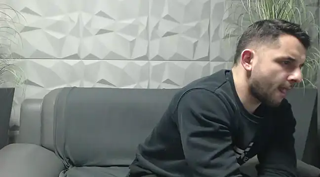 Antoniodiamond online show from January 8, 8:07 pm