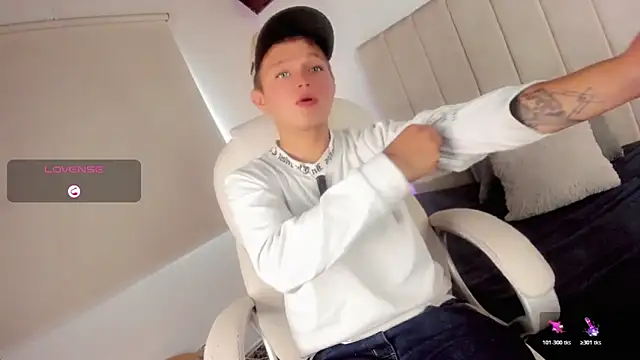 Tim wolf online show from February 4, 8:26 pm