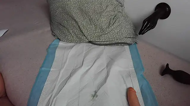 Fist-my-ass online show from December 19, 10:13 am