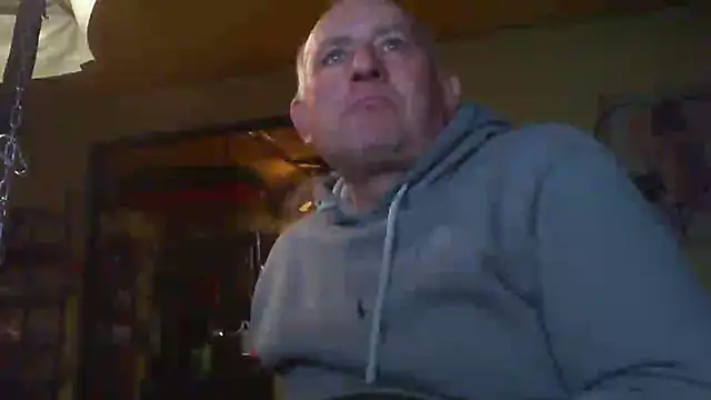 jeanlulu online show from October 30, 8:21 pm