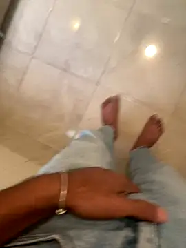 amyalaruz34ist online show from October 25, 2:30 pm