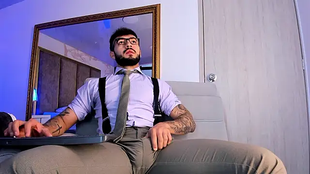 MarkWalker   online show from December 2, 11:10 am