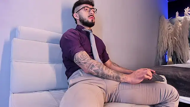 MarkWalker   online show from January 7, 10:49 am