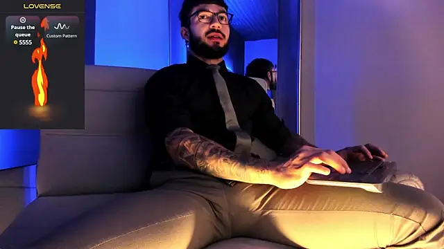 MarkWalker   online show from February 23, 10:23 am