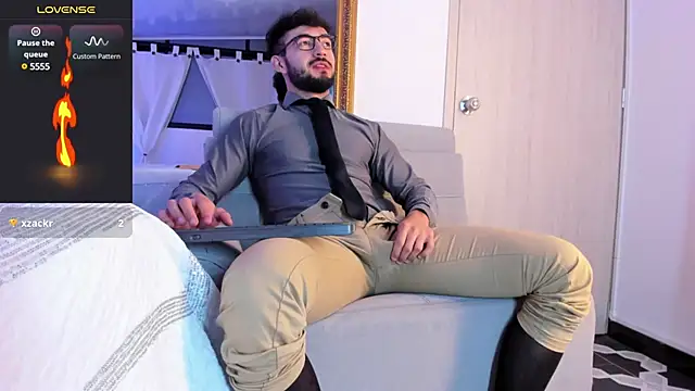 MarkWalker   online show from February 1, 10:59 am