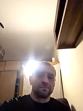 Roman0798 online show from December 16, 6:31 am