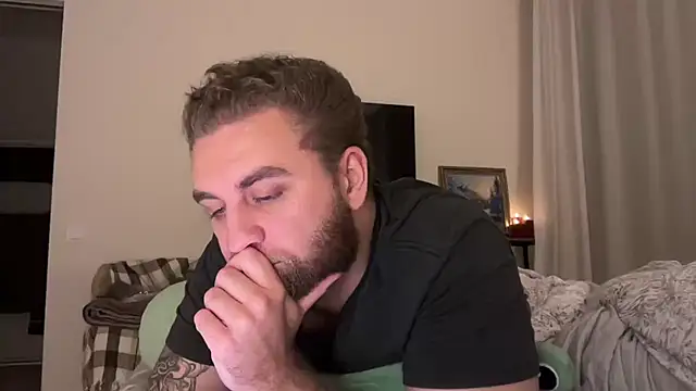 Bear bear  online show from March 1, 6:40 pm