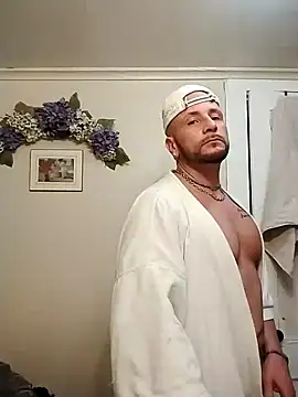 ShaneJames11 online show from January 22, 2:35 pm