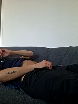 cuci45 online show from April 6, 5:03 pm