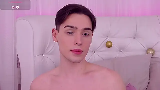 RobbyCharming online show from December 22, 5:01 am