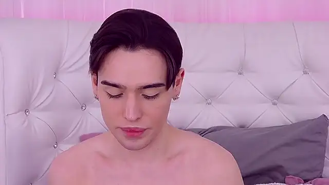 RobbyCharming online show from February 23, 7:25 pm