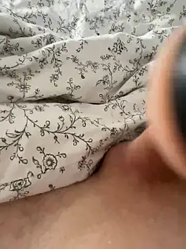 Young Couple20 online show from May 7, 1:22 pm
