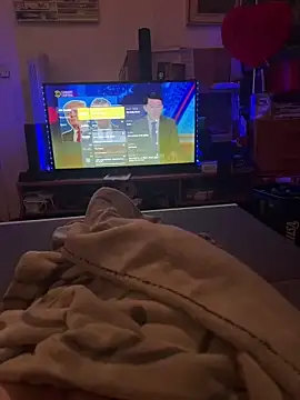 David19932908 online show from December 5, 10:34 pm