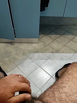 Snapshot of orsettoCum chatting on October 13, 3:51 pm orsettoCum online show from October 13, 3:51 pm