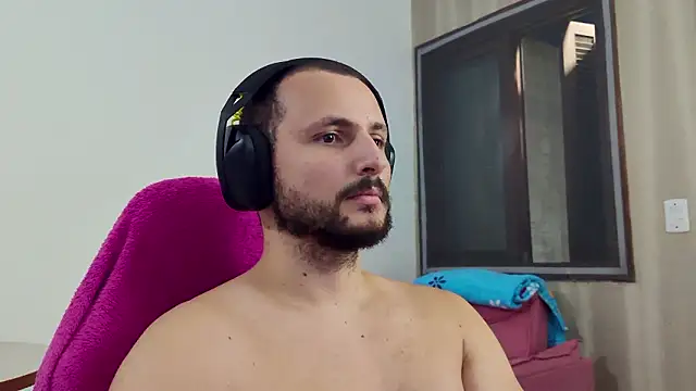 iurytx online show from February 2, 8:13 am