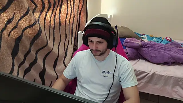 iurytx online show from February 21, 8:27 pm