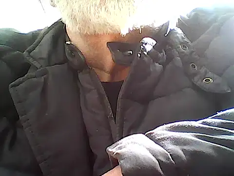 xcimeru online show from February 22, 1:12 pm